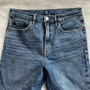 Gap High Rise Cigarette Jean Size 29 R Dark Indigo